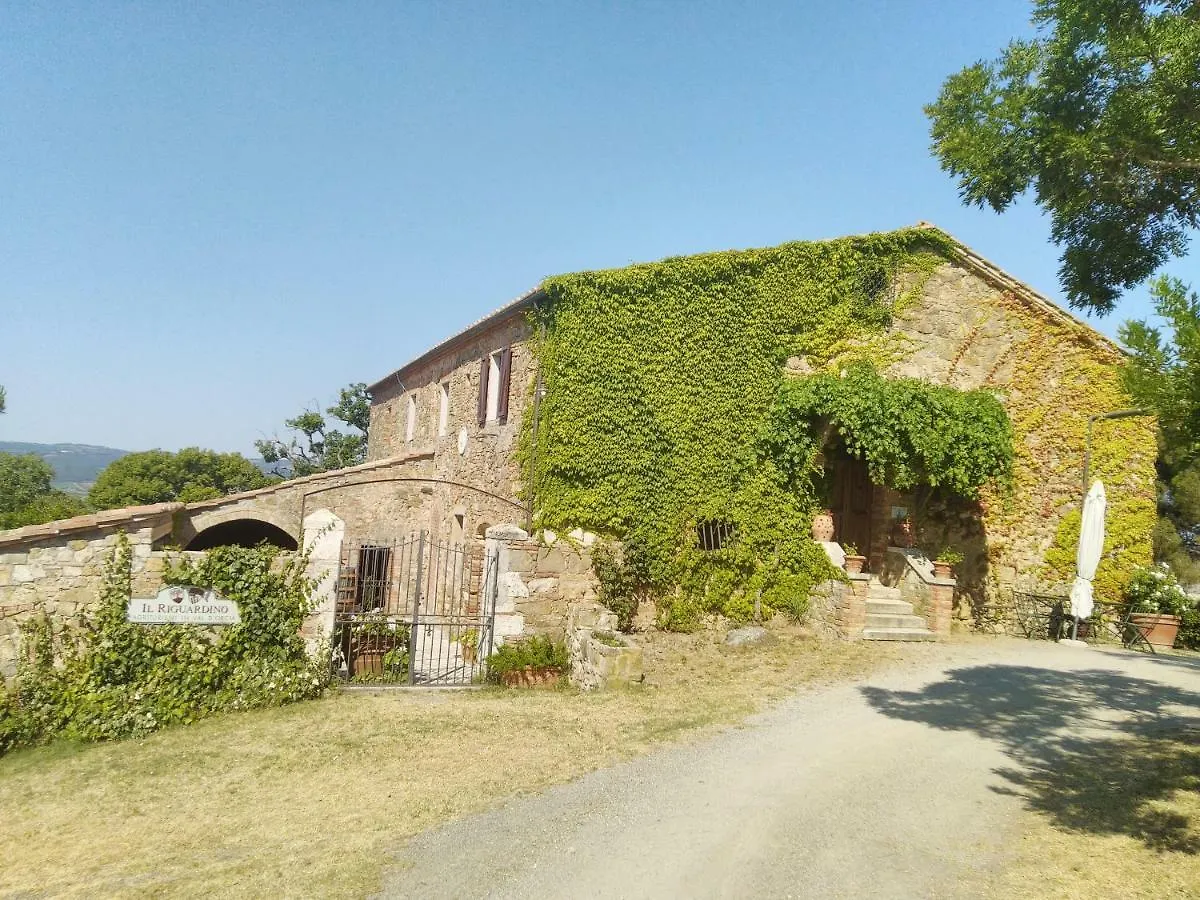 Farm stay Agriturismo Il Riguardino Hotel San Quirico d'Orcia Italy