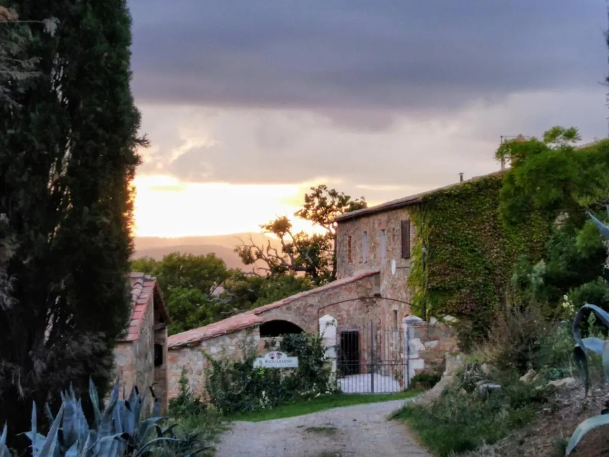 Farm stay Agriturismo Il Riguardino Hotel San Quirico d'Orcia